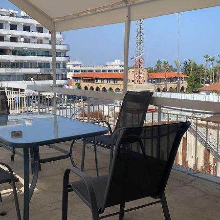 Unique City Hostel 100 Meters From Beach Ларнака Екстериор снимка